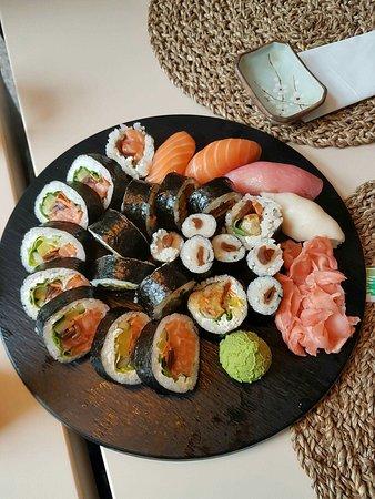 Tokyo Sushi